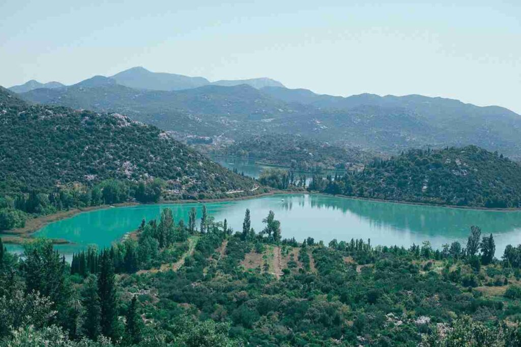 Furnace Lakes A Natural Wonderland